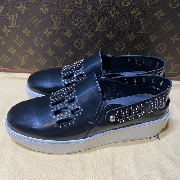 Alexander McQueen slide on shoes - Picture 4 of 12